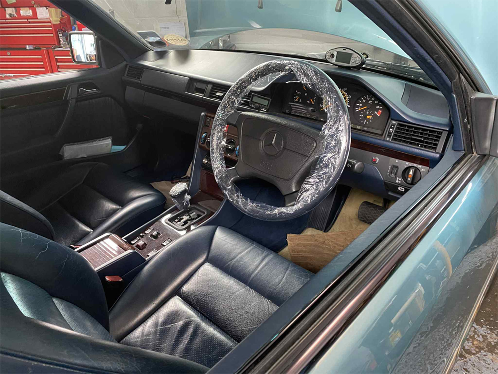Mercedes 320CE Interior